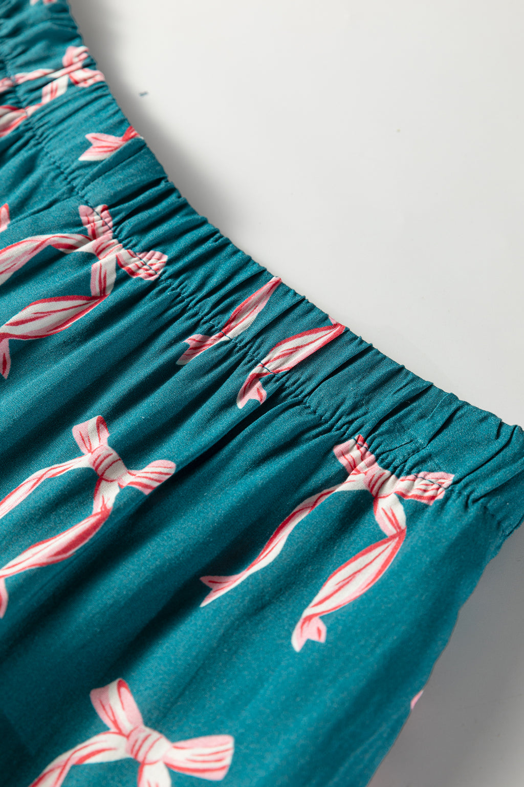 Green Ribbon Bow Print Silky Long Sleeve 2pcs Pajama Set