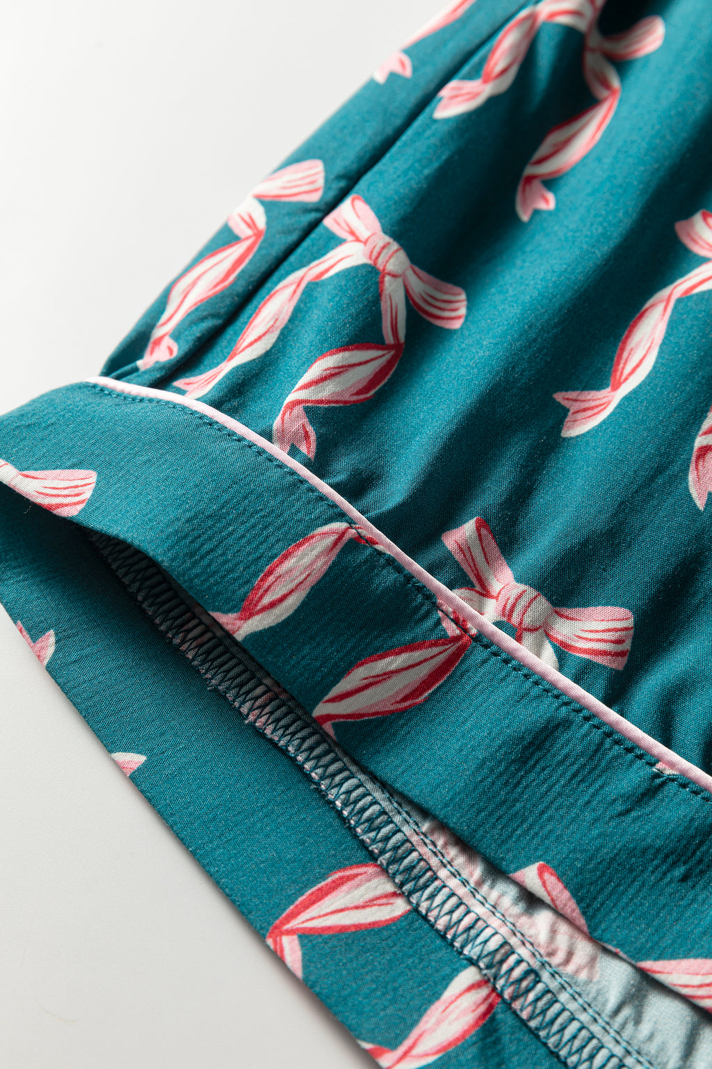 Green Ribbon Bow Print Silky Long Sleeve 2pcs Pajama Set