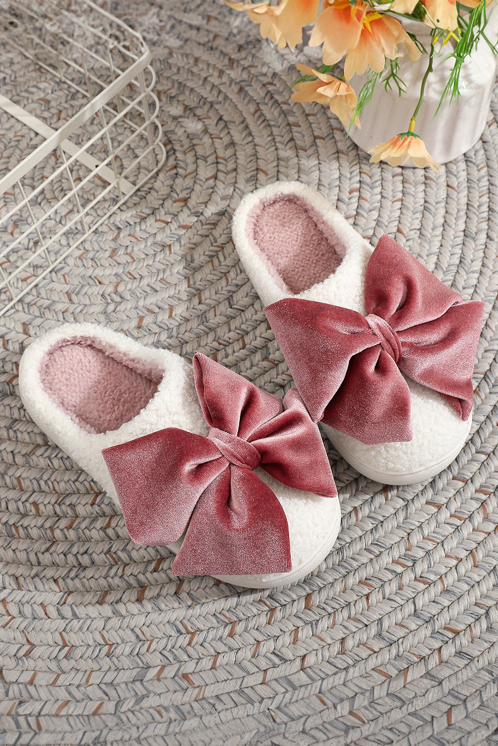 White Glister Ribbon Bow Plush Slippers
